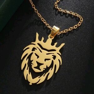 NEW Lion Head Gold Toned Stainless Steel Pendant Necklace